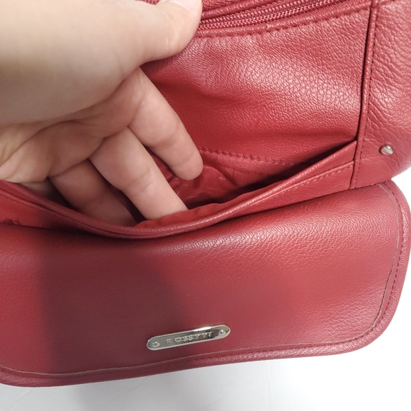 Rosetti Red Shoulder Bag Casual Chic Purse Faux Leather Hand Bag Valentines Day - Picture 3 of 12